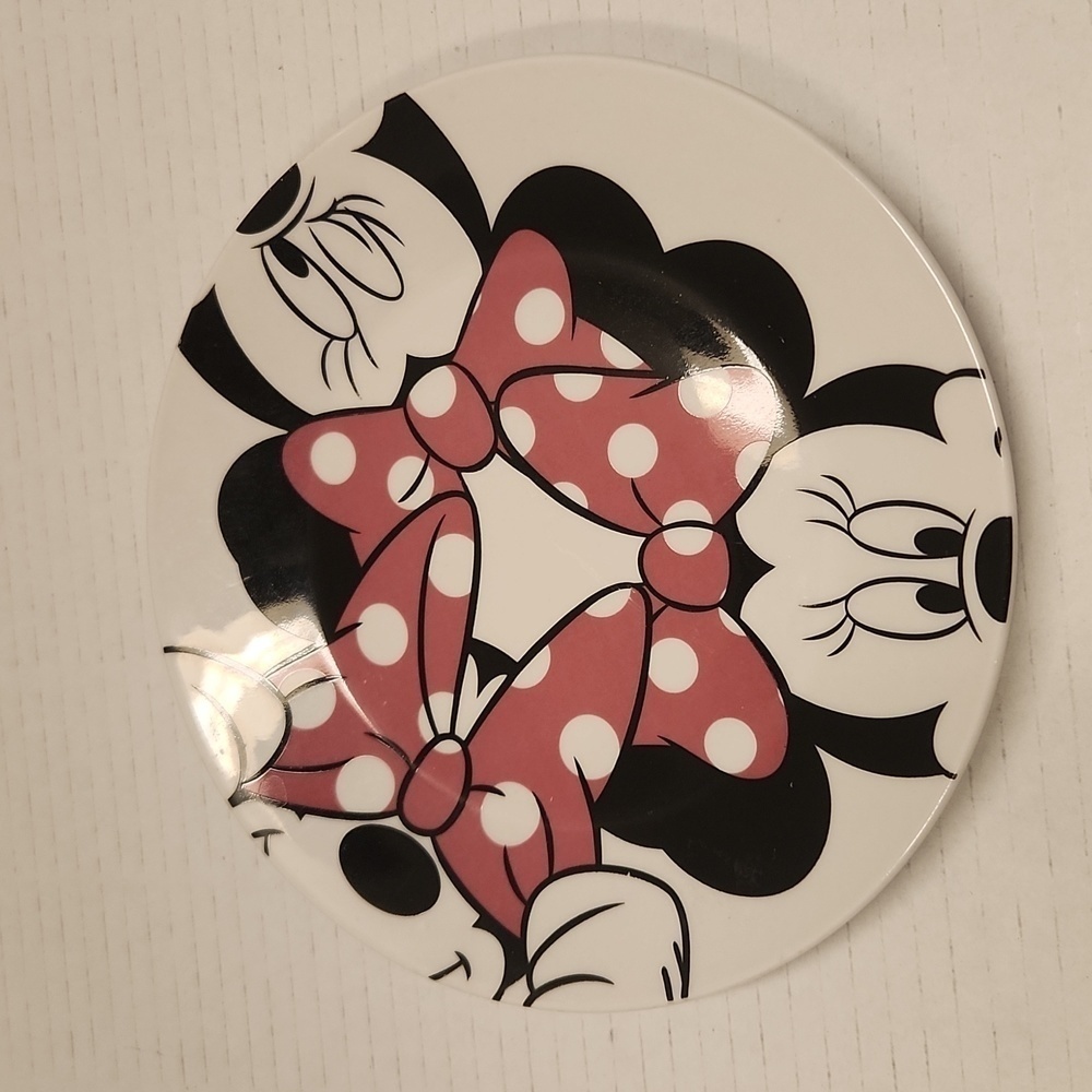 Minny Mouse plate cookie ceramic dishwashers and microwave safe